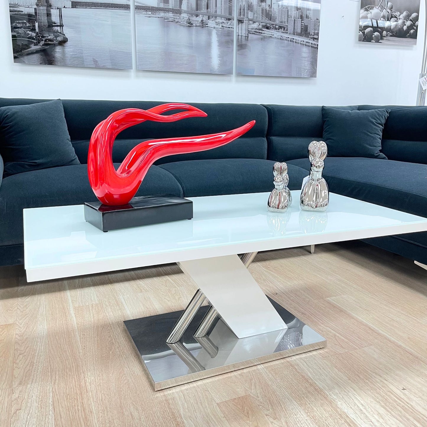 RAALS Abstract Ribbon Statue in Red