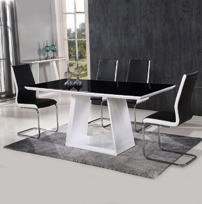 KODA Dining Table